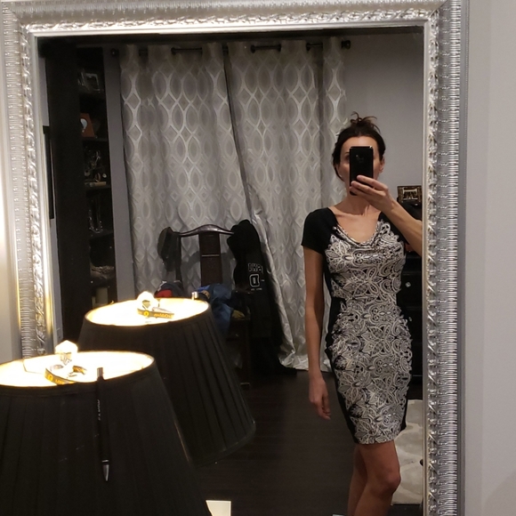 BCBG MAXAZRIA  shortsleeve dress - Picture 2 of 6